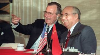 Заключительный день СССР, или Зачем Горбачев звонил Бушу перед тем, как навсегда спустить советский флаг  