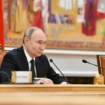 Путин подмахнул указ о проведении парада и салюта в день ВМФ в Петербурге  