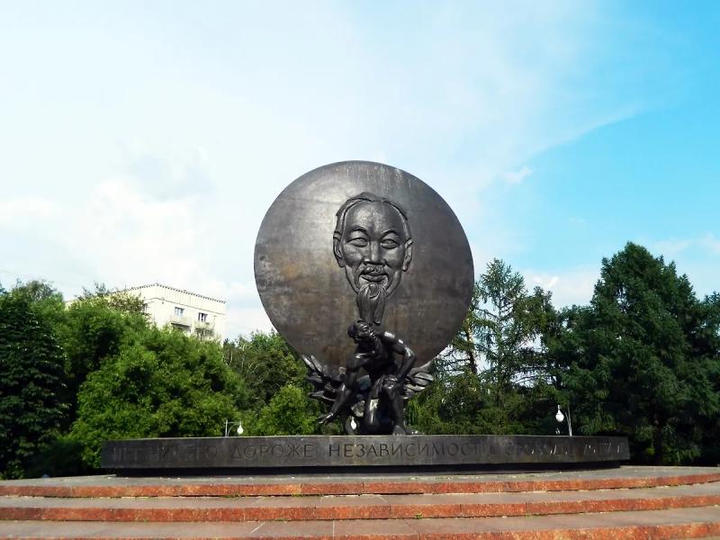 Хо Ши Мин: От кочегара до кумира Вьетнама — секретный дневник, работа на высокой кухне и запретная любовь к китаянке  