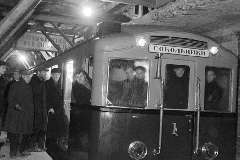 «От «Сокольников» до «Парка» на метрополитен»  