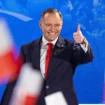 Кароль Навроцкий: что популярно про нового президента Польши, которого разыскивает Россия  