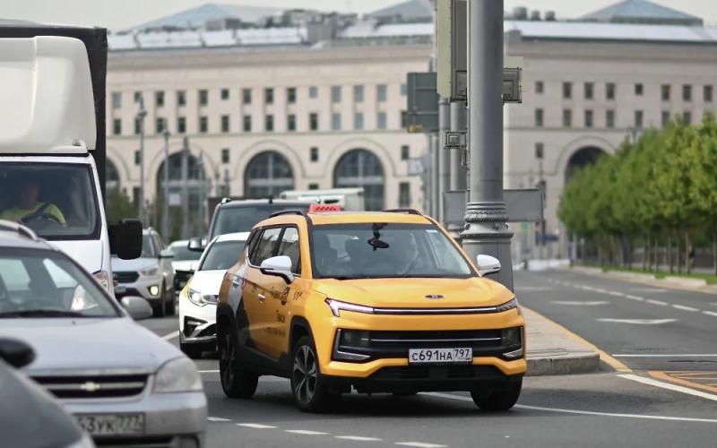 Сто лет с открытия первого московского таксопарка. Каким сделалось столичное такси  