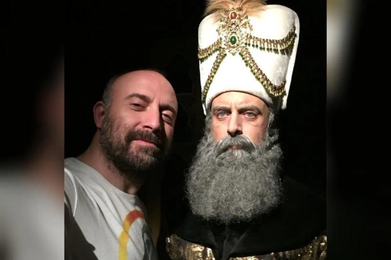 Халит Эргенч из «Великолепного столетия» получил тюремный срок: за что осудили актёра  
