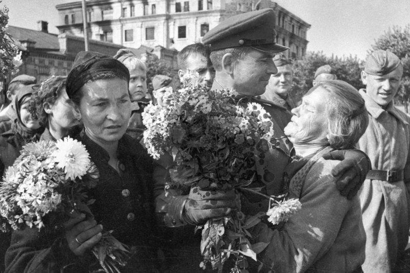 Опубликовано пособие 1945 года для прокуроров освобожденных районов - Родина  