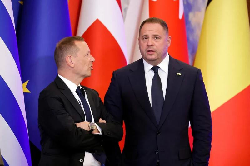 От продавца в бутике до теневого президента Украины: Невообразимый путь Андрея Ермака  