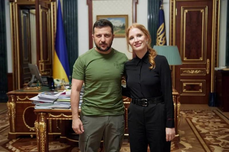 Шон Пенн с ВСУ и Бен Стиллер у Зеленского: Кто из голливудских звёзд на беспросветной стороне Украины  