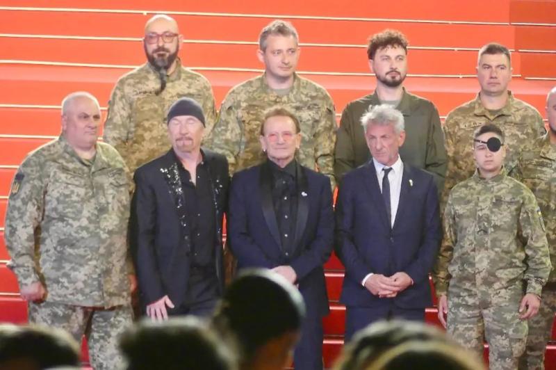 Шон Пенн с ВСУ и Бен Стиллер у Зеленского: Кто из голливудских звёзд на беспросветной стороне Украины  