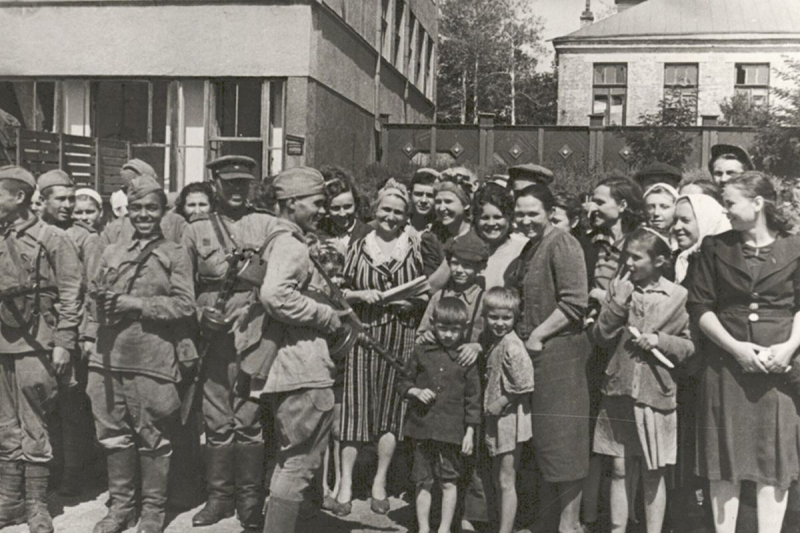 Съезд русских, украинских и белорусских коллаборационистов в 1944 году  