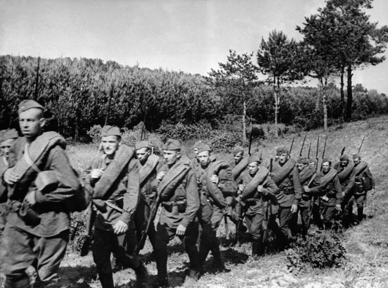 Девицы в Красной Армии, которых боялись немецкие оккупанты  