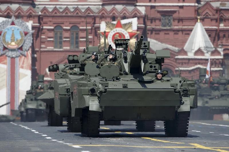 Триумфальный дебют: Какое оружие впервые показали на прошедших парадах Победы и ждать ли 9 Мая «Орешник»  