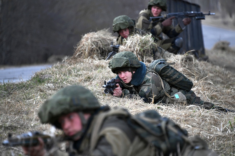 "Вальс Победы" на берегах Буга сделался прологом к форуму городов-героев - Российская газета  